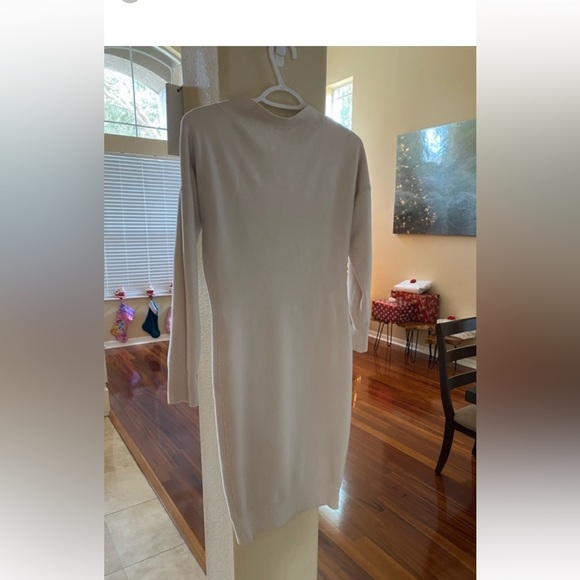 Bebe. Off white sweater dress. Excellent used condition.  Size Medium - Picture 5 of 6